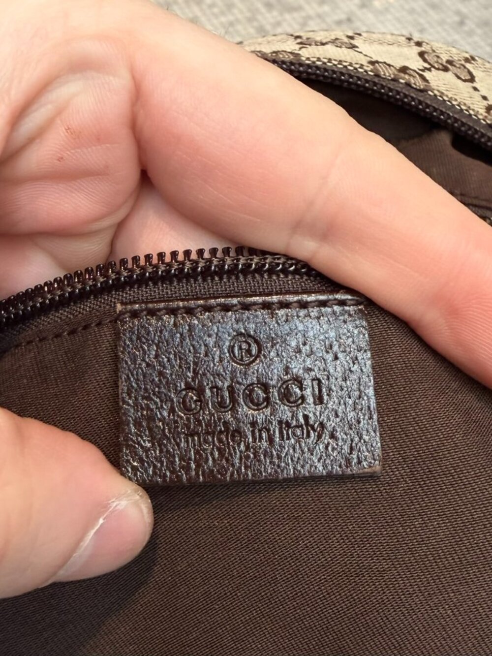 Gucci Beige GG Canvas Sherry Line Messenger Bag - Picture 12 of 15